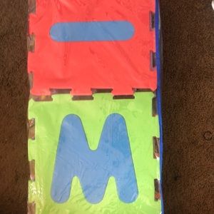 Puzzle alphabet mat